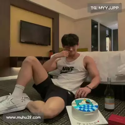 严颜含